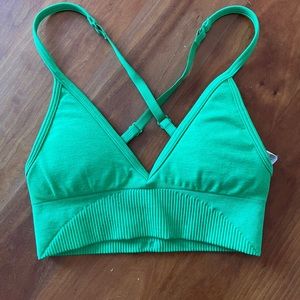 Lululemon padded sports bra green 4